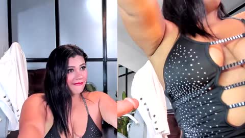 Snapshot of mia_hotwife chatting on January 16, 1:58 pm Mia.... Nice to meet you thumb up me please its important online show from January 16, 1:58 pm