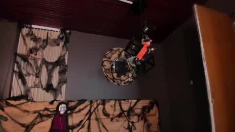 Val  online show from October 23, 11:42 am