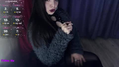 MiaJoy online show from April 30, 11:05 am
