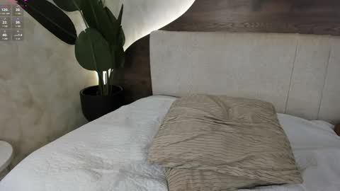 mia_lacy online show from January 7, 10:19 pm