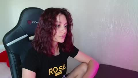 mia_luiza online show from June 23, 8:34 am
