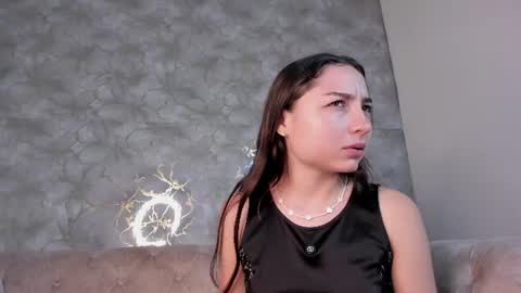 mia_luxor online show from July 17, 11:39 am