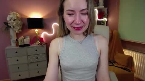 Snapshot of mia_luxx92 chatting on January 16, 11:26 am Mia online show from January 16, 11:26 am