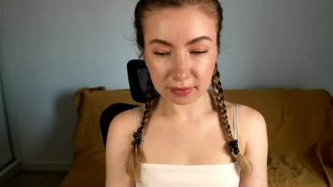 Snapshot of mia_luxx92 chatting on June 28, 1:17 pm Mia online show from June 28, 1:17 pm