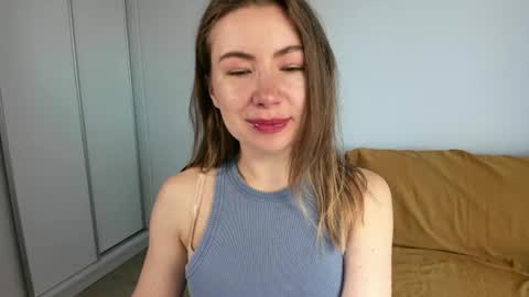 Snapshot of mia_luxx92 chatting on July 30, 6:34 am Mia online show from July 30, 6:34 am