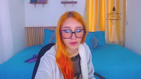 Call me Mia Luz  online show from March 15, 2:12 pm