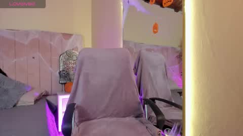 Snapshot of mia_mtnz02 chatting on October 17, 11:07 pm mia_mtnz02 online show from October 17, 11:07 pm