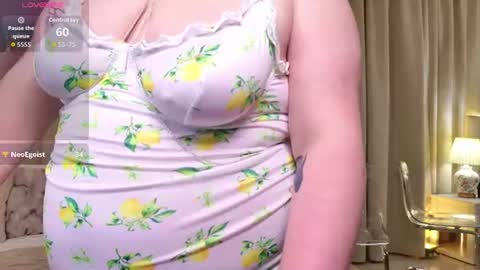 Snapshot of mia_of_your_dreams chatting on July 9, 6:56 pm Sweet Mia online show from July 9, 6:56 pm