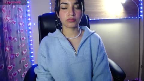 Snapshot of mia_petitebaby chatting on February 3, 4:20 pm Ma online show from February 3, 4:20 pm