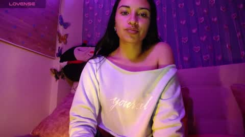 Snapshot of mia_petitebaby chatting on July 19, 2:59 am Ma online show from July 19, 2:59 am