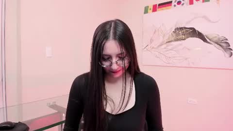 mia_quinn__ online show from July 5, 1:51 pm