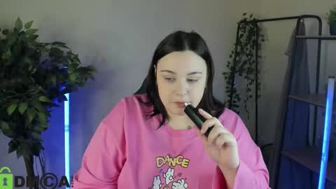 Mia online show from February 16, 11:12 pm