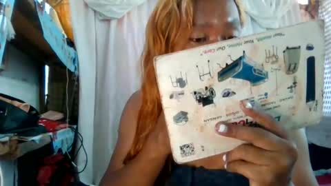 Snapshot of mia_revita chatting on August 3, 4:44 am mia_revita online show from August 3, 4:44 am