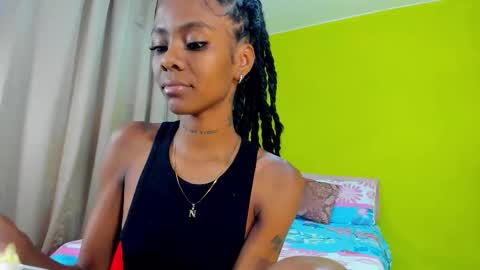 Mia online show from October 14, 7:14 pm