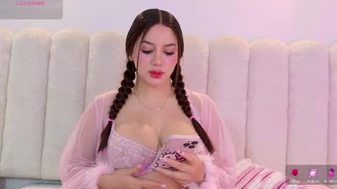 Mia online show from February 10, 12:42 pm