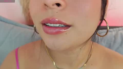 Snapshot of mia_roux1 chatting on July 25, 5:54 pm Mia online show from July 25, 5:54 pm