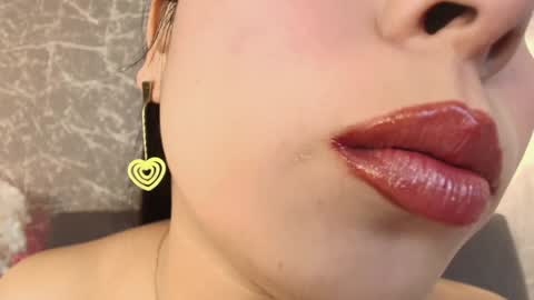 Mia Roux online show from January 21, 12:36 am