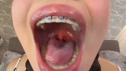 Mia Roux online show from February 28, 7:03 pm