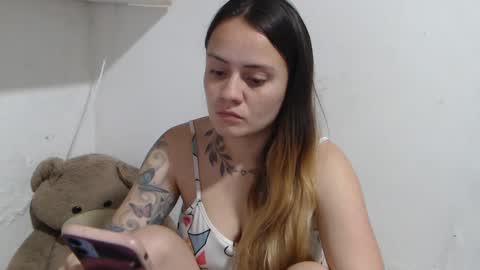 Snapshot of mia_sepulveda chatting on March 6, 11:09 pm Mia Sepulveda online show from March 6, 11:09 pm