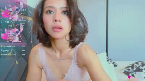 Snapshot of mia_sirenia chatting on February 9, 9:37 am Mia online show from February 9, 9:37 am