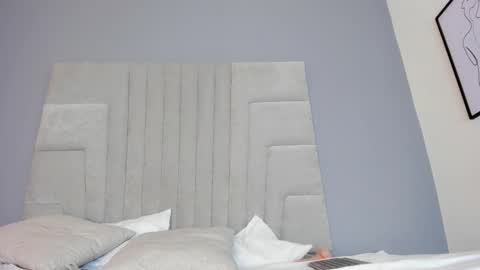 Snapshot of mia_smith_x chatting on February 26, 11:04 pm mia_smith_x online show from February 26, 11:04 pm