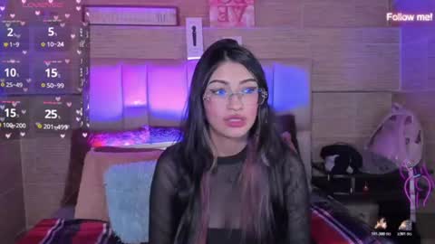 Snapshot of mia_smoke_ chatting on July 29, 1:26 am Mia online show from July 29, 1:26 am