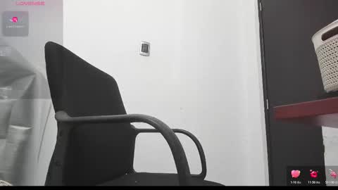 Snapshot of mia_soman chatting on November 24, 11:26 pm mia soman online show from November 24, 11:26 pm