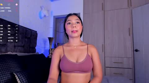 Snapshot of mia_steele01 chatting on June 1, 7:59 pm Mia steele online show from June 1, 7:59 pm