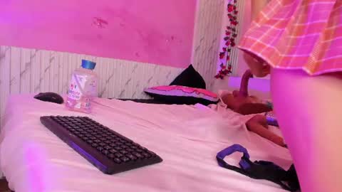 Snapshot of mia_tailor_bms chatting on July 20, 10:39 am Mia online show from July 20, 10:39 am