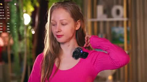 Mia online show from March 8, 9:24 am