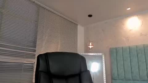 Snapshot of mia_velmont chatting on July 9, 2:48 am Miaaa online show from July 9, 2:48 am