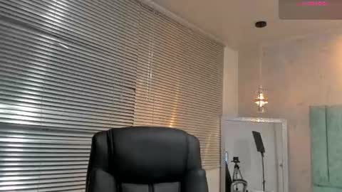 Snapshot of mia_velmont chatting on August 6, 2:57 am Miaaa online show from August 6, 2:57 am
