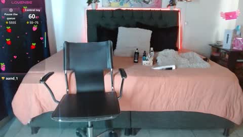 MIA  online show from November 7, 1:33 pm