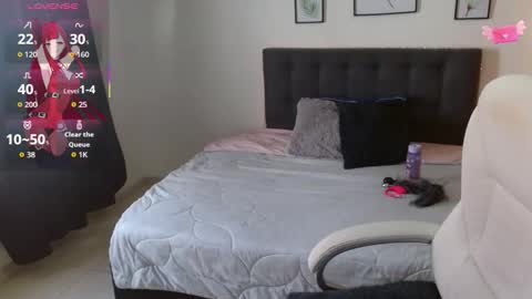 MIA  online show from November 20, 2:39 pm