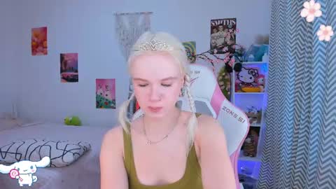 Mia online show from July 23, 3:26 am