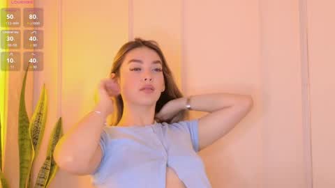 Snapshot of mia_white11 chatting on May 5, 1:30 pm Mia White online show from May 5, 1:30 pm