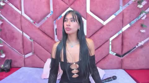 miaa_davis_ online show from May 24, 3:33 am