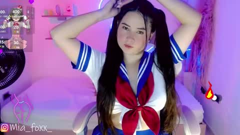 Mia online show from February 24, 9:20 pm