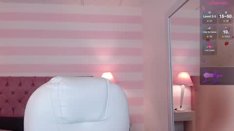 Snapshot of miaa_gh1 chatting on January 26, 3:03 pm Mia online show from January 26, 3:03 pm