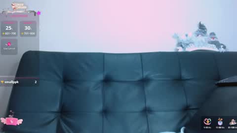 Snapshot of miaa_heart chatting on December 20, 2:38 pm Mia online show from December 20, 2:38 pm