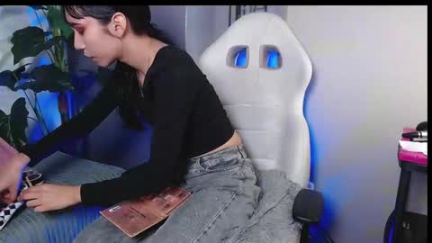 Snapshot of miaa_lee777 chatting on October 16, 8:54 pm miaa_lee777 online show from October 16, 8:54 pm