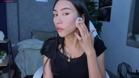 Snapshot of miaa_lee777 chatting on June 19, 9:18 pm miaa_lee777 online show from June 19, 9:18 pm