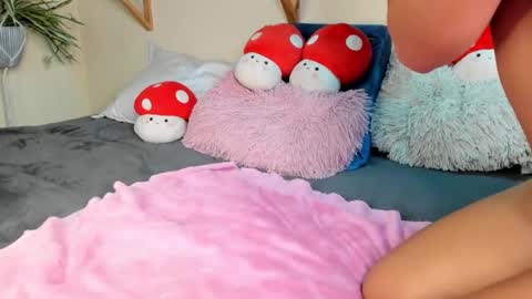 Miaa online show from March 4, 6:25 pm