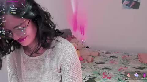 Snapshot of miaa_sotto chatting on October 15, 3:50 am Maria Fernanda online show from October 15, 3:50 am