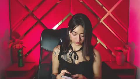 Snapshot of miaa_thopmson chatting on October 31, 4:57 am Miaa online show from October 31, 4:57 am