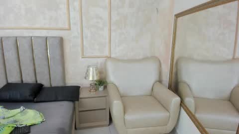 Miaasummer online show from February 5, 11:37 am