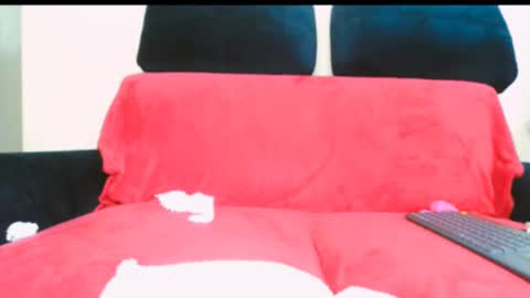 Snapshot of miabeautyxxx chatting on February 24, 5:09 pm miabeautyxxx online show from February 24, 5:09 pm