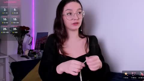 mia online show from February 16, 7:21 pm