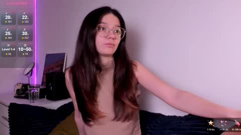 mia online show from March 13, 10:49 pm