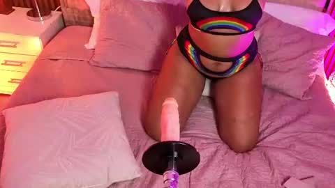 miablackrose online show from July 17, 4:01 pm